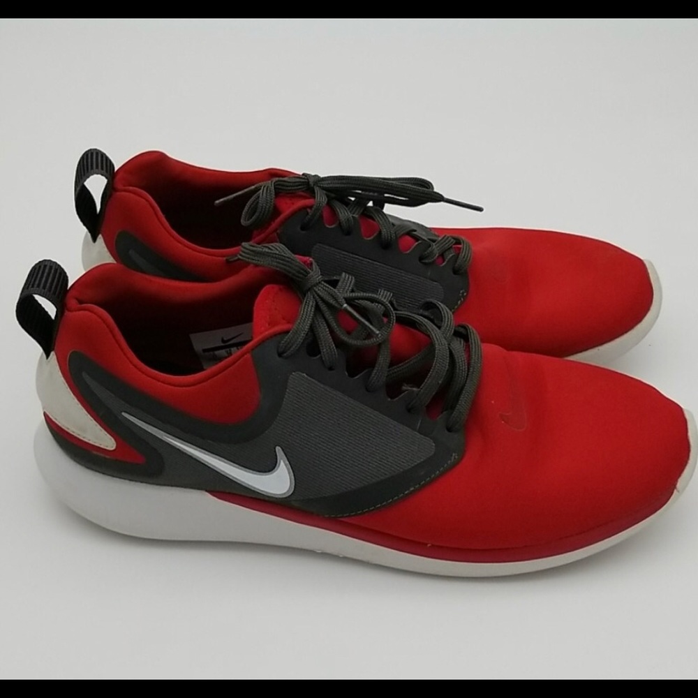 Nike Lunarsolo Running Athletic Shoes Size 11